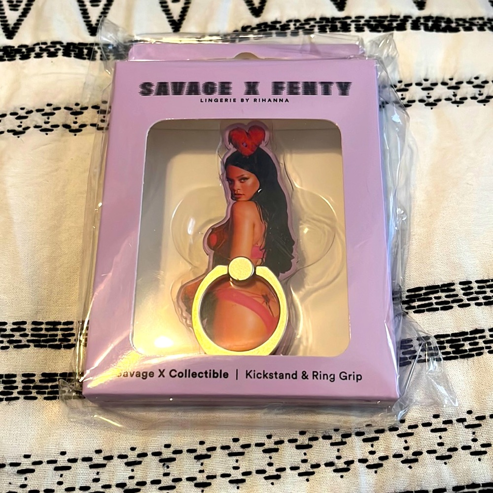 Savage X Fenty Phone Ring Stand
